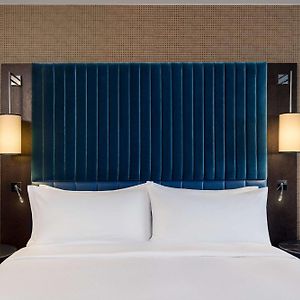 Kamer met een King Size Bed